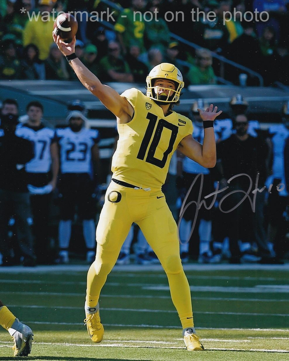 JUSTIN HERBERT SIGNED AUTOGRAPH 8X10 Photo Poster painting OREGON LOS ANGELES CHARGERS