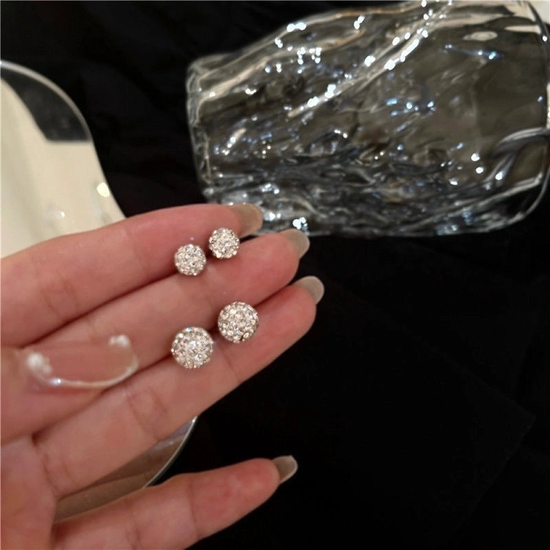 1 Pair Elegant Shiny Ball 302 Stainless Steel Cartilage Earrings