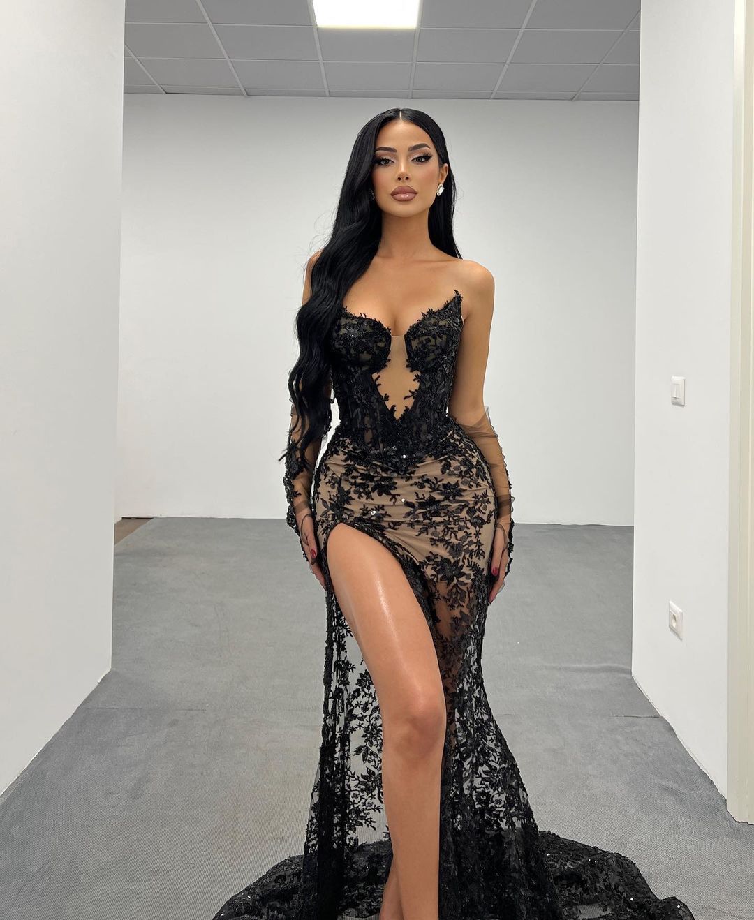 Long Black High Slit Prom Dress with White Feather Y872