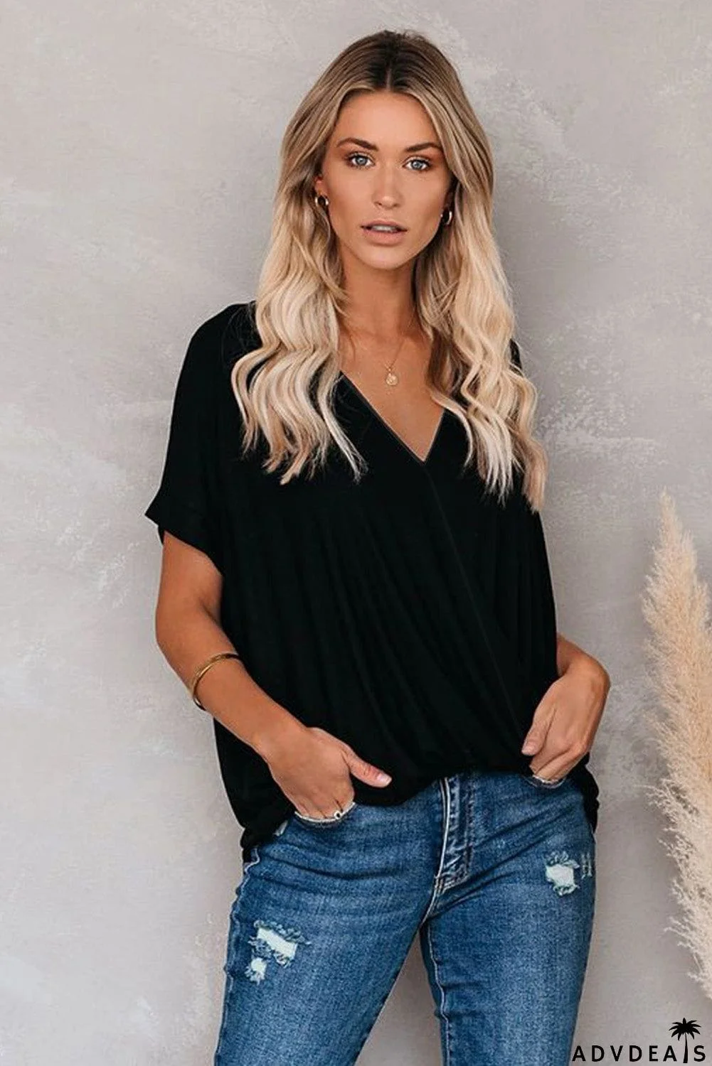 Short Sleeves Drape Knit Top