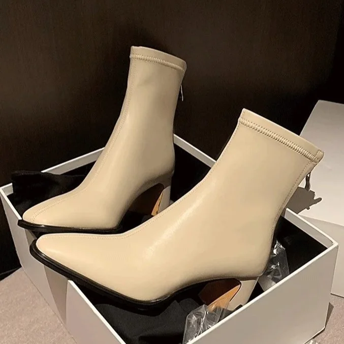 Yyvonne Brown Short Boots Women High And Thick Zipper Square Head 2025 New Winter Korean Version Of Thin Skinny Boots
