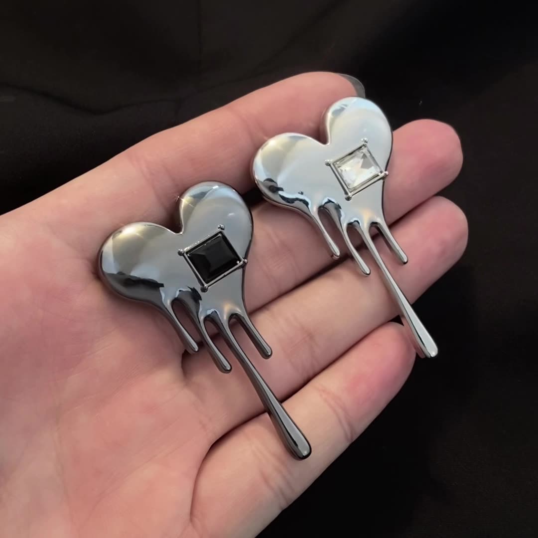 Water Drops Melting Brooch