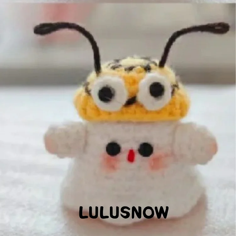 Lulusnow Handmade Yellow Halloween Amigurumi Ghost Bee Hat  Crochet Key Pendant Bag Accessories Key Pendant