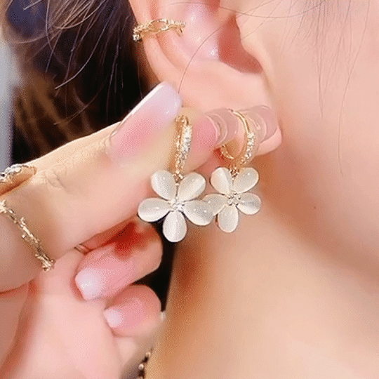 LAST DAY 70% OFF - Fresh and Refined Summer Flower Earrings
