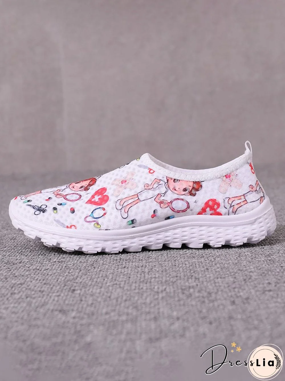 Nurse Fighting Epidemic Print Breathable Tulle Mesh Lightweight Sneakers