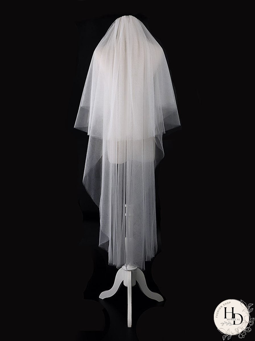 Sophisticated Bridal Mesh Veil