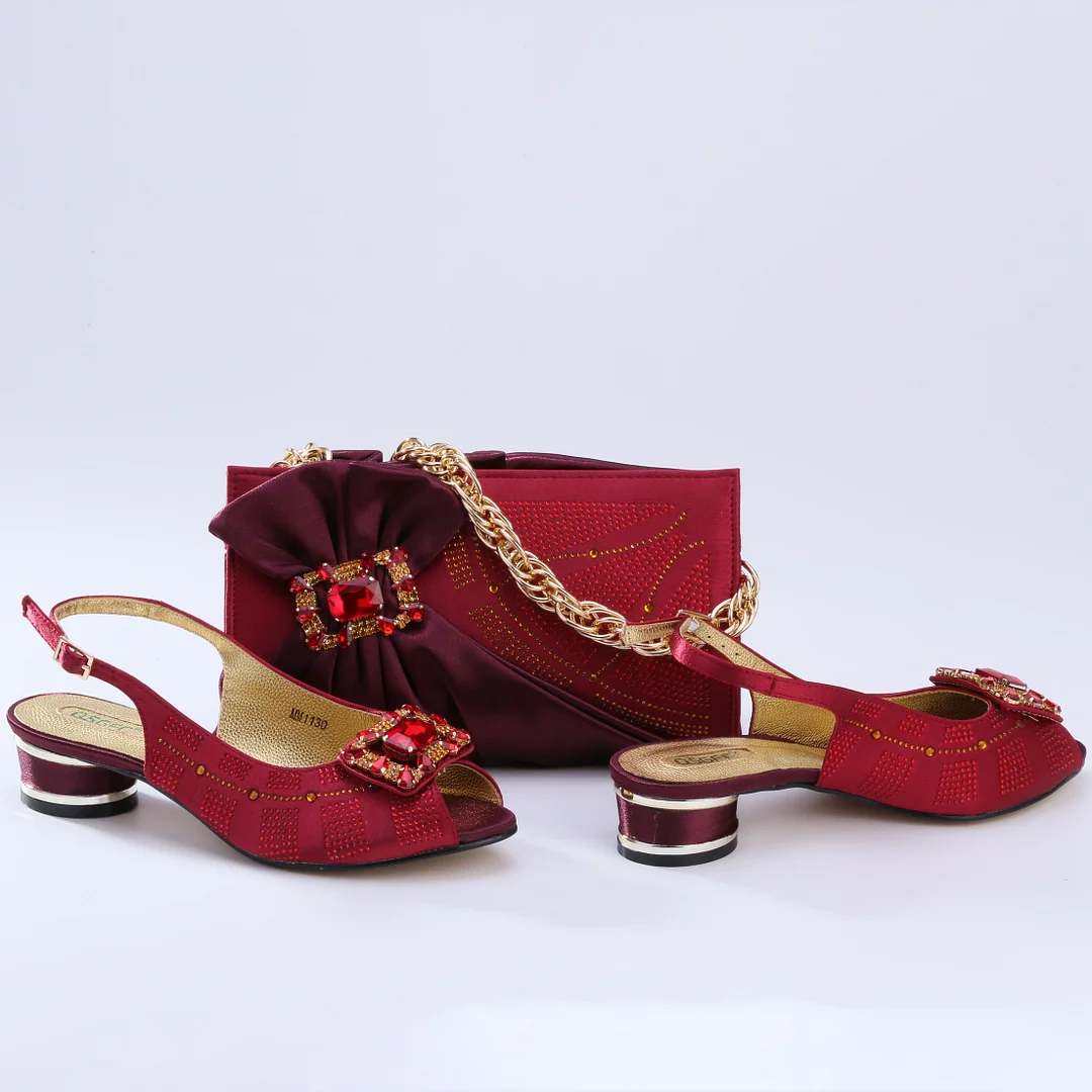 QSGFC 2022 Italian Design Nigerian Fashion Party Gold Color Ladies Shoes and Bag Set With Rhinestone and Metal Decoration