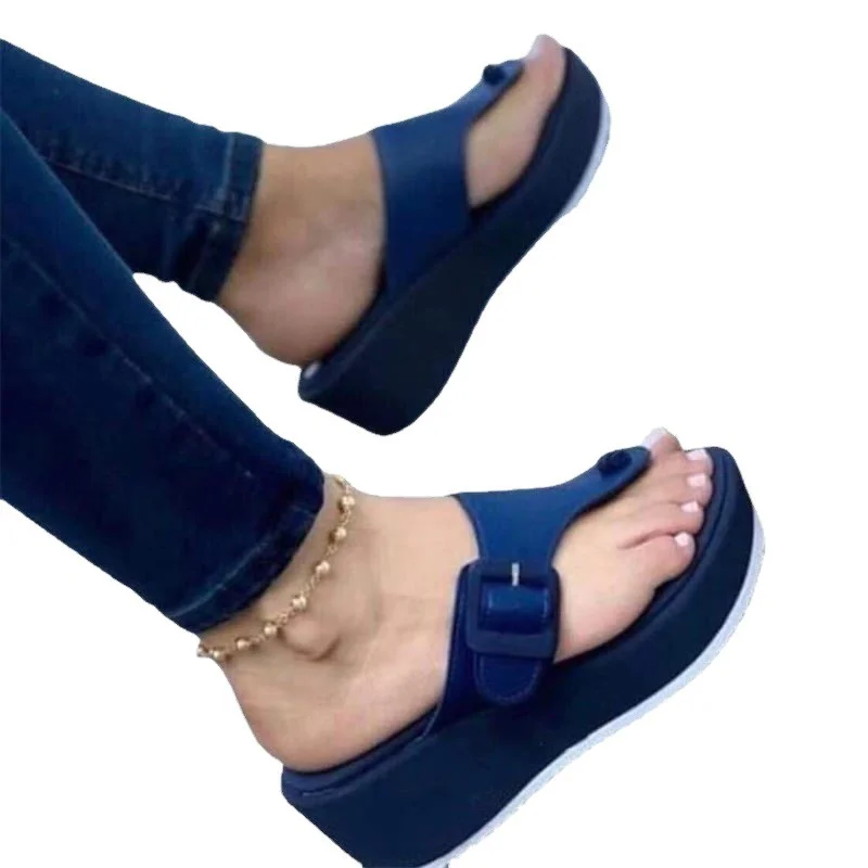 Yyvonne New Cool Slippers Women's 2025 Beach Clip Thick Bottom Women's Large Size Women's Shoes