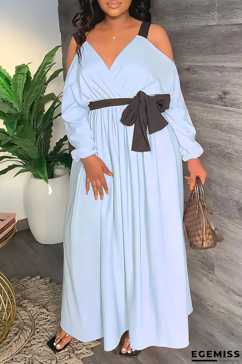 Light Blue Casual Sweet Solid Bandage Patchwork V Neck Straight Dresses | EGEMISS