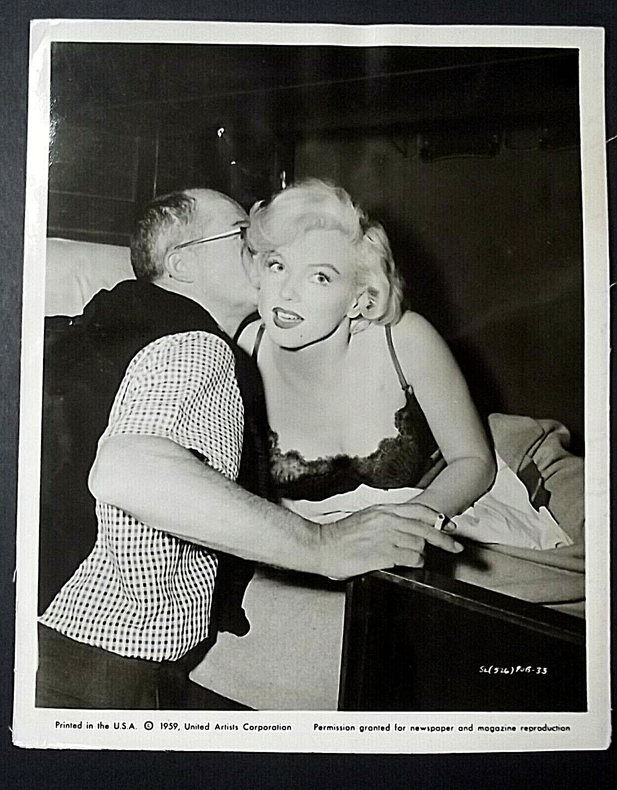 MARILYN MONROE,B. WILDER:DIR: (SOME LIKE IT HOT) RARE 1959 ON THE SET Photo Poster painting