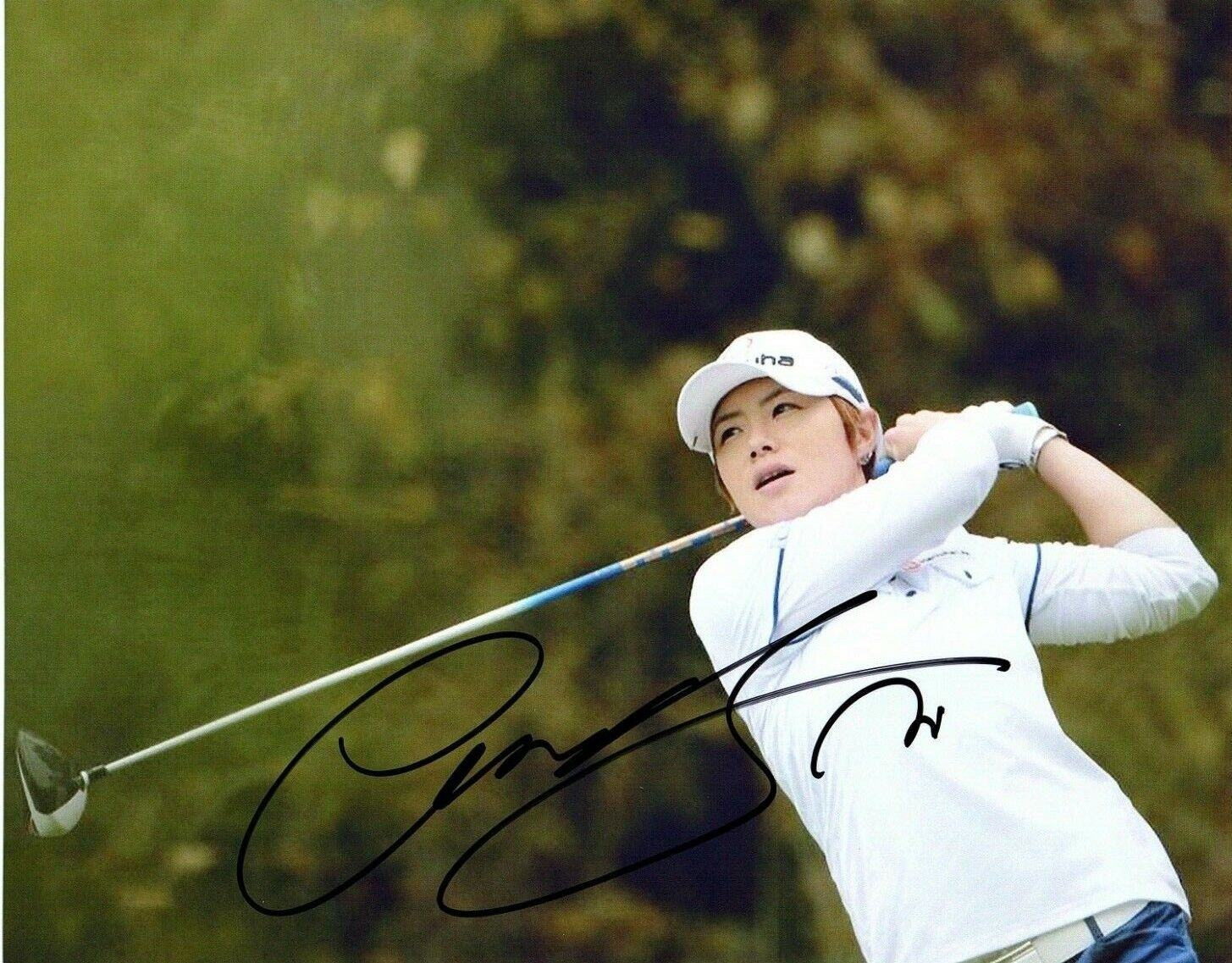 Ji Eun-Hee LPGA Star signed autographed 8x10 golf Photo Poster painting South Korea Eun-Hee Ji