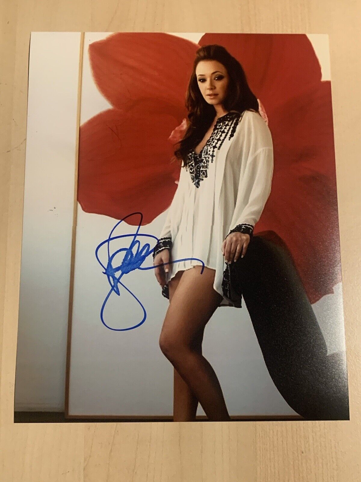 LEAH REMINI SIGNED 8x10 Photo Poster painting ACTRESS AUTOGRAPHED SEXY VERY RARE COA