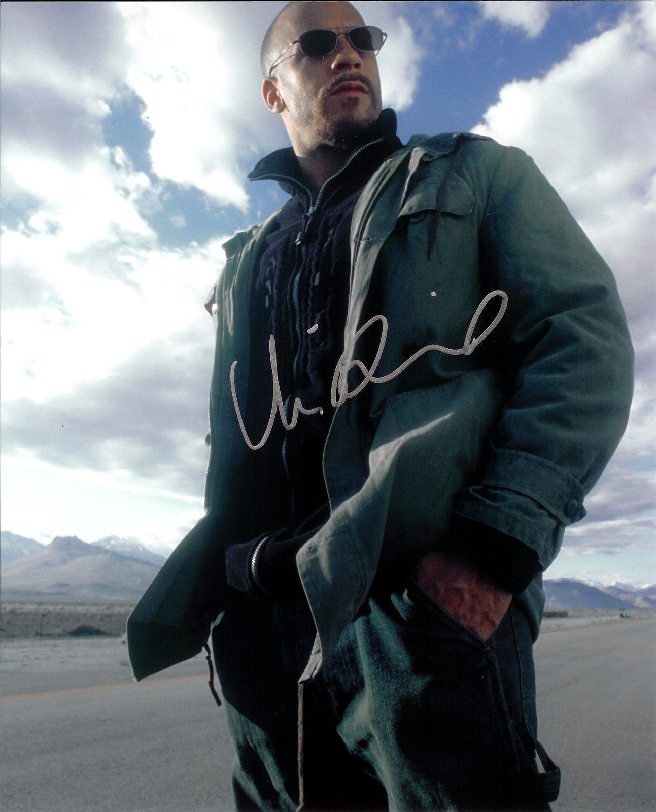 VIN DIESEL AUTOGRAPH SIGNED PP Photo Poster painting POSTER