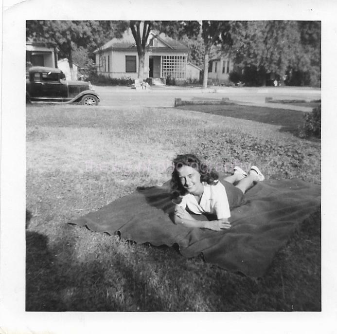 FOUND Photo Poster painting Original BLANKET GIRL bw Snapshot Photo Poster paintingGRAPHYDD 02 11