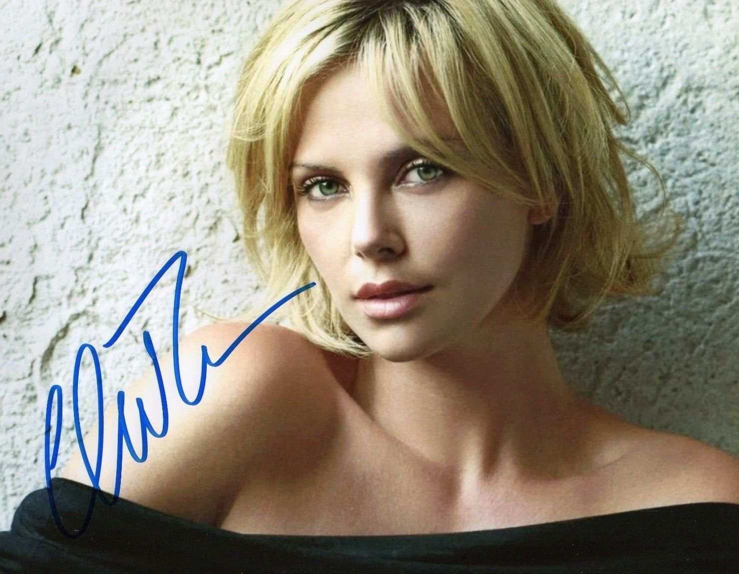 CHARLIZE THERON AUTOGRAPHED SIGNED A4 PP POSTER Photo Poster painting PRINT 21