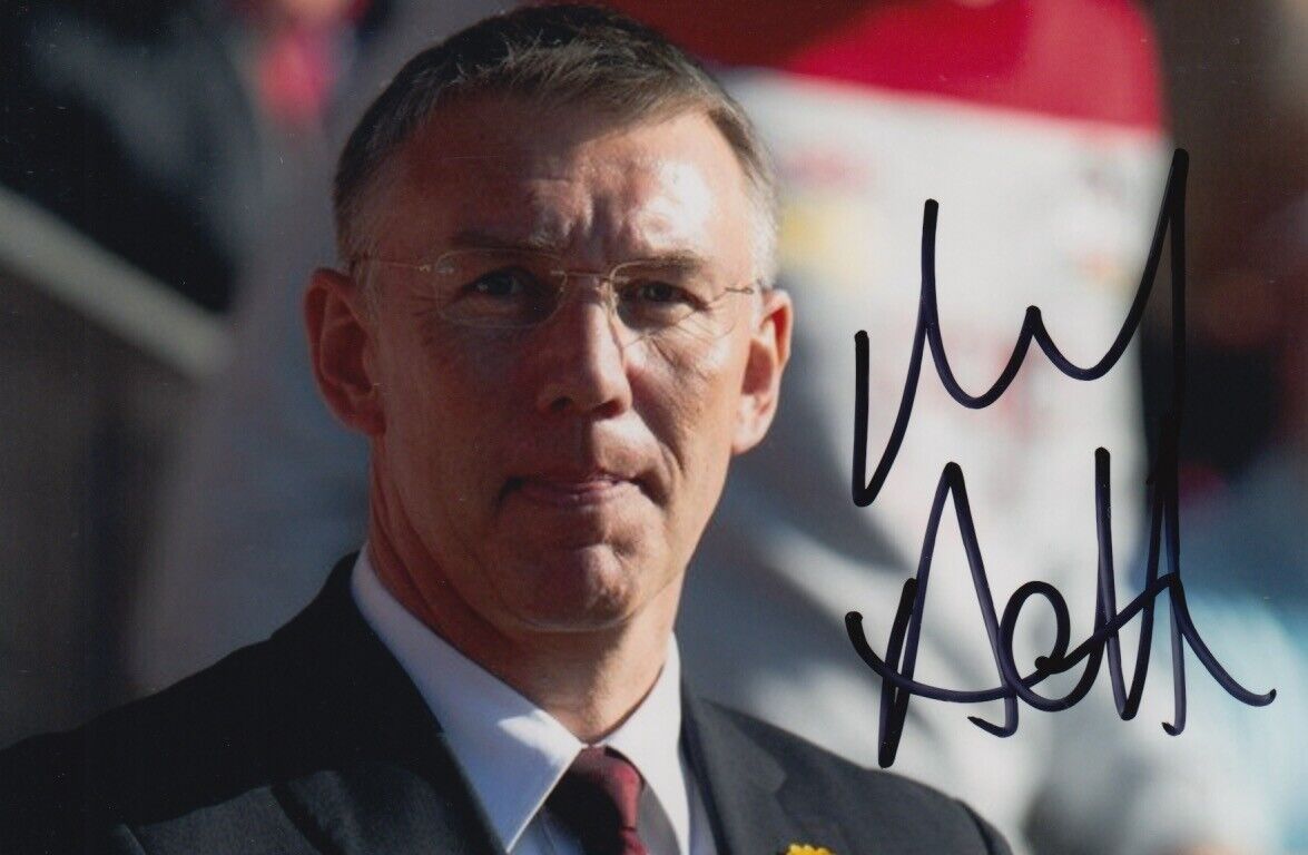 NIGEL ADKINS HAND SIGNED 6X4 Photo Poster painting - FOOTBALL AUTOGRAPH - SOUTHAMPTON 4.