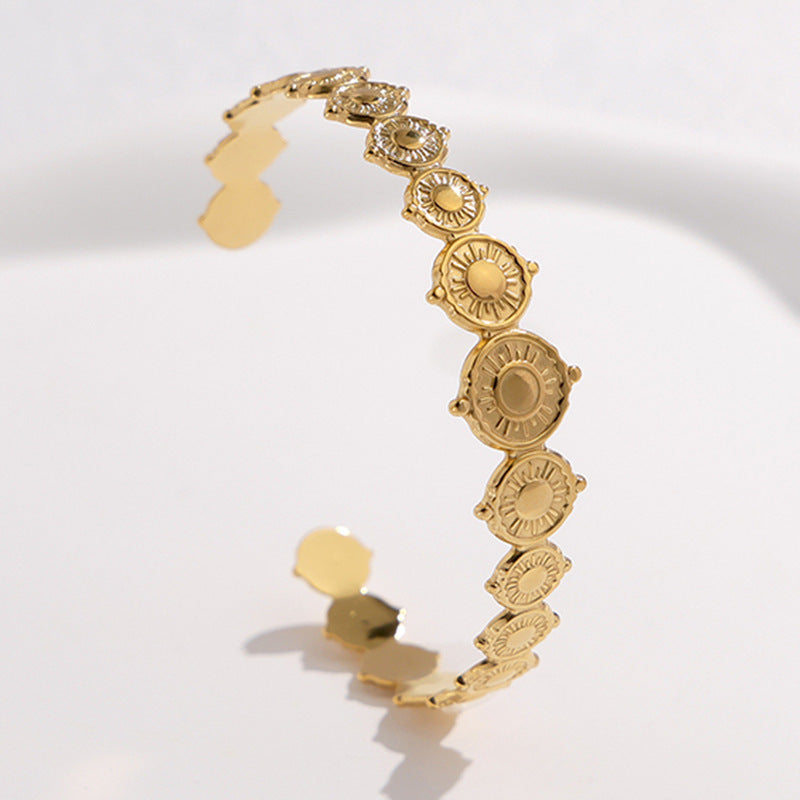 2 Pieces Expressive Stripe Stainless Steel Electroplating Bangles