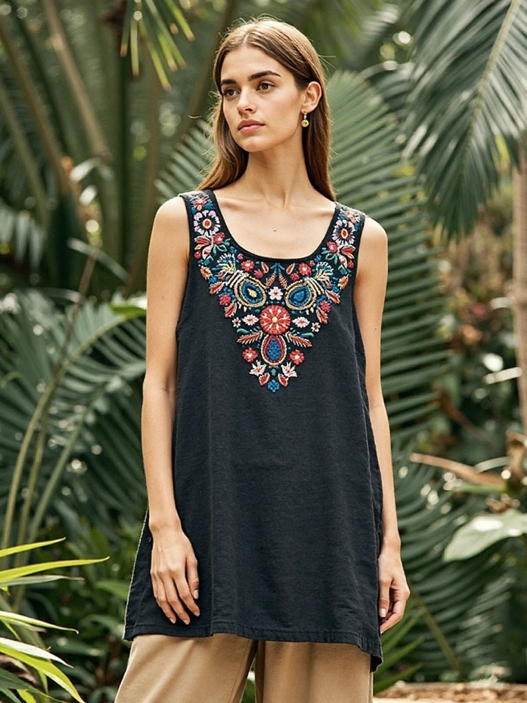Ethnicity Bohemia Green Love Flowers Women's Vintage Art Print Casual V Neck Cutout Top main image 0