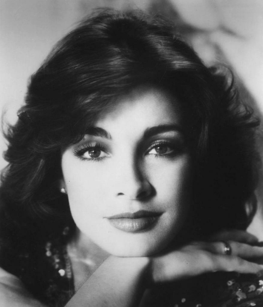 Anne Archer 8x10 Picture Simply Stunning Photo Poster painting Gorgeous Celebrity #5