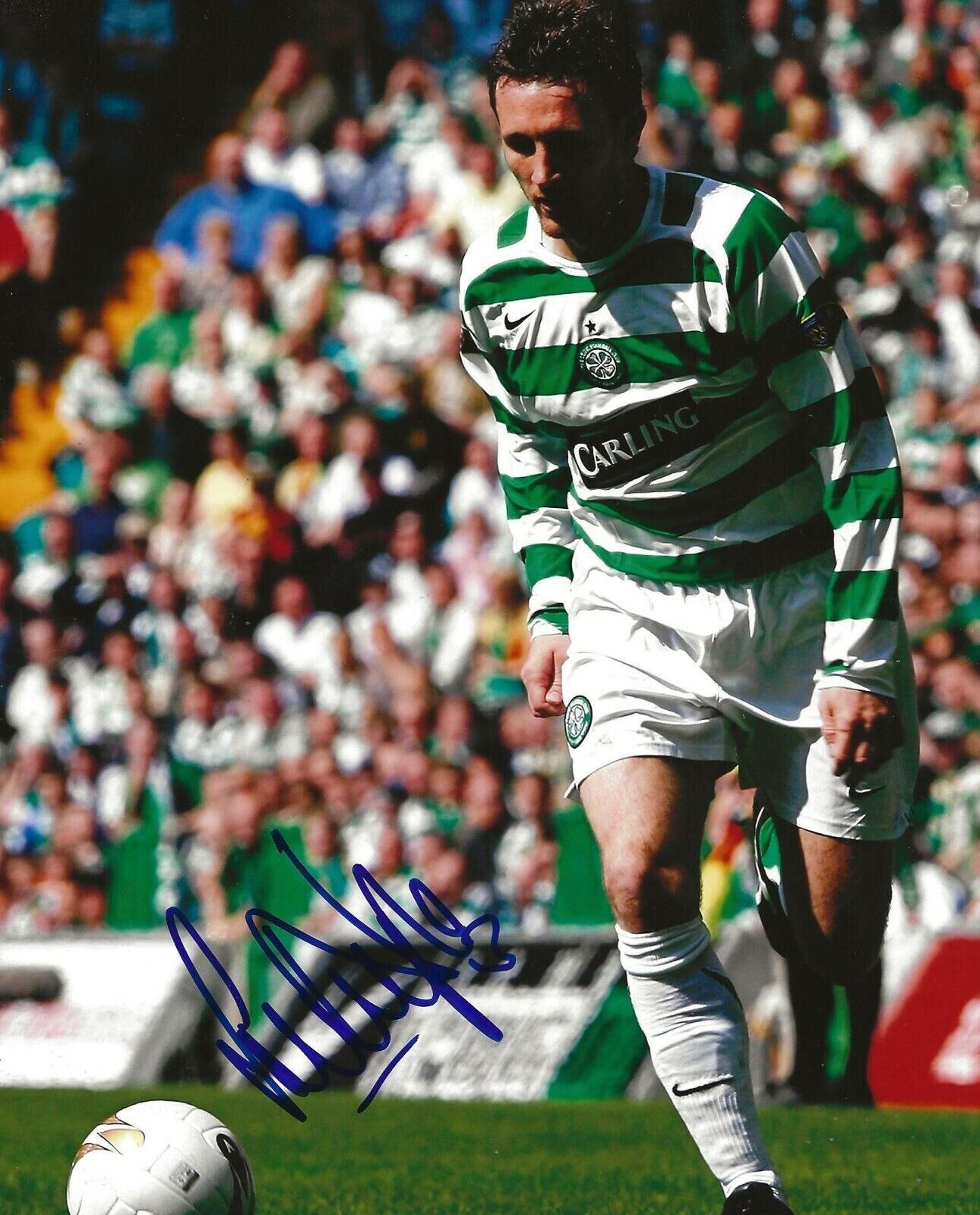 Lee Naylor signed Celtic F.C. Soccer 8x10 Photo Poster painting autographed