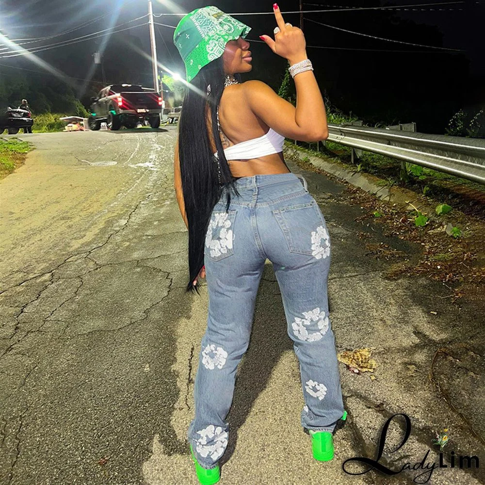 Women Daisy Print High Rise Denim Straight-Leg Pants