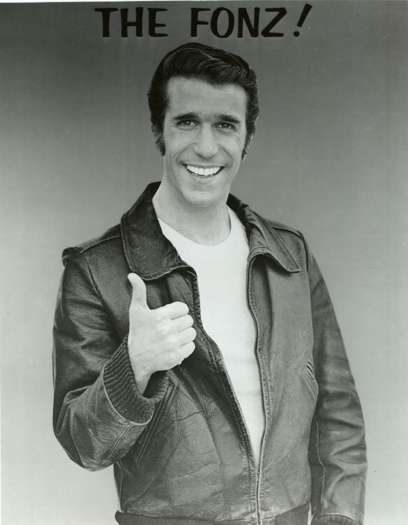 Henry Winkler 8x10 Picture Simply Stunning Photo Poster painting Gorgeous Celebrity #11