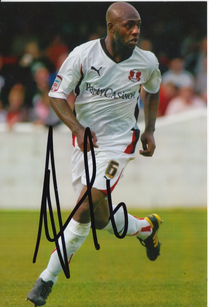 LEYTON ORIENT HAND SIGNED TERRELL FORBES 6X4 Photo Poster painting 1.