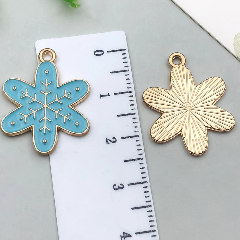 1 Piece 20 PCS/Package 13x16mm 16x21mm 18x20mm Alloy Snowflake Pendant Jewelry Accessories