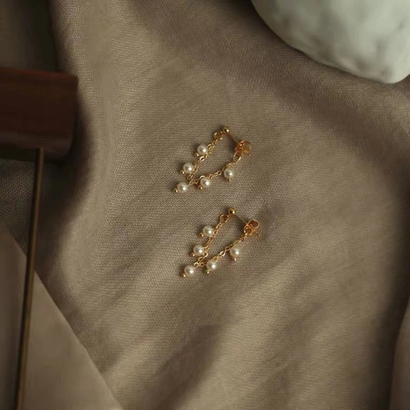 1 Pair Freshwater Pearl Solid Color Earrings