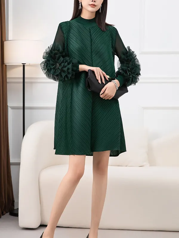 Sleeveless Pleated Solid Color Round-Neck Midi Dresses