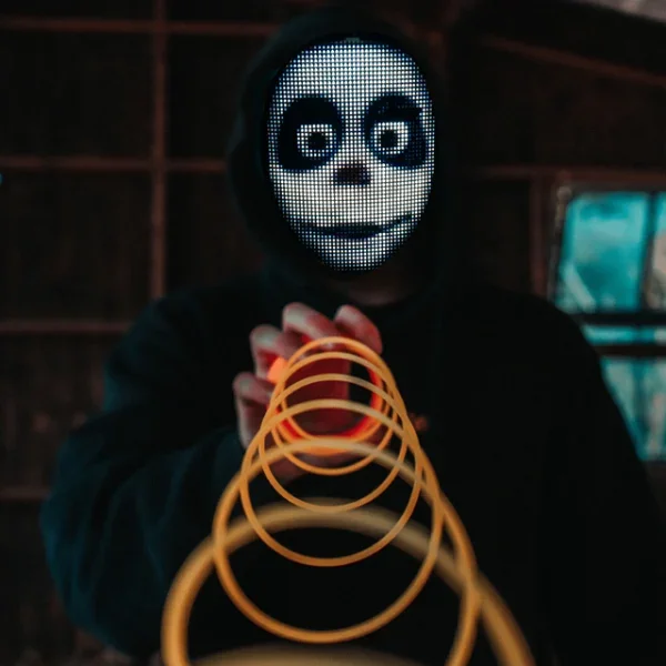 👹FACE TRANSFORMING LED MASK - APP CONTROLLED - RECHARGEABLE（🔥FREE SHIPPING)