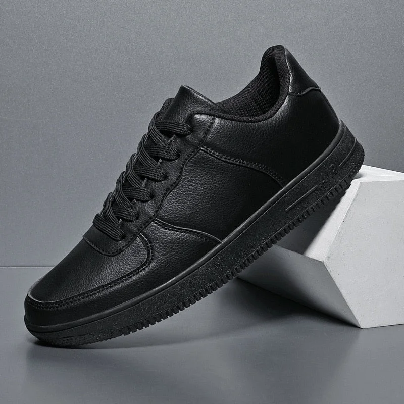 New Sneakers Men Leather Casual Shoes Men Lightweight Breathable White Mens Shoes 2020 Fashion Tenis Masculino Zapatos Hombre