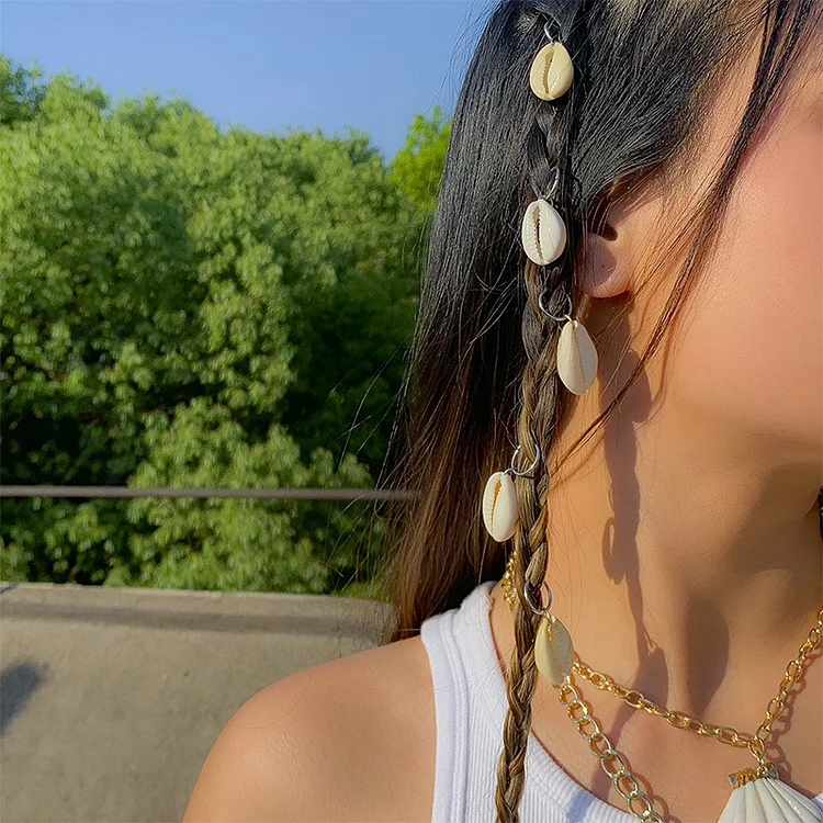 Vacation conch girl hair clip