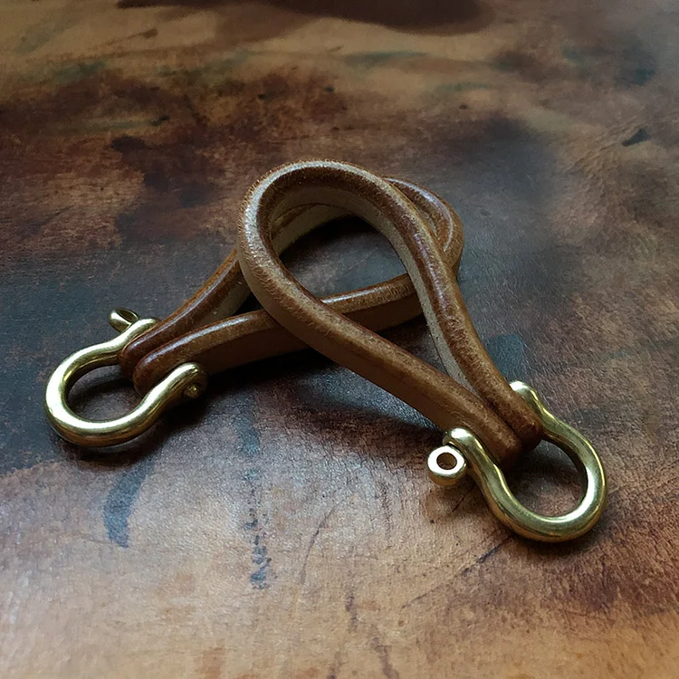 Handmade Pommel Horseshoe Keychain Top Layer Cowhide