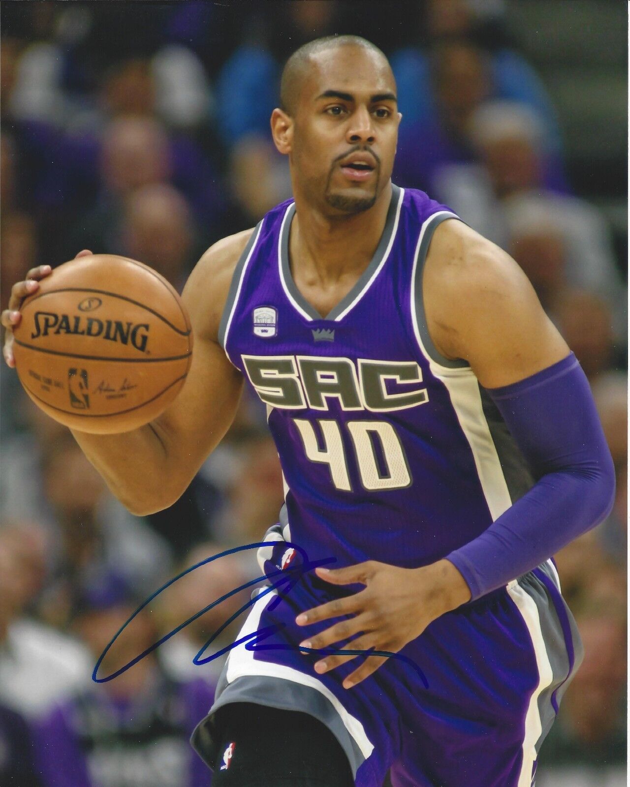 Aaron Afflalo Autographed 8x10 Sacramento KingsA311