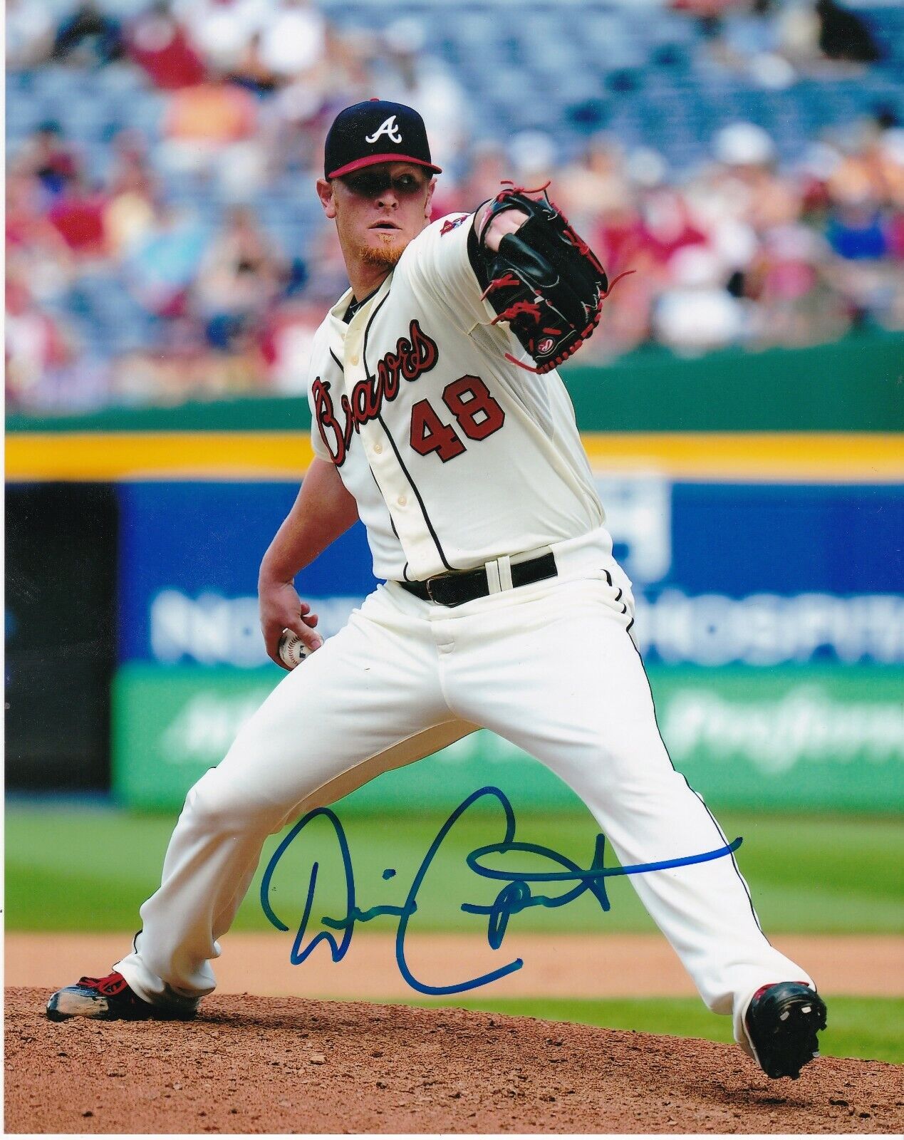 DAVID CARPENTER ATLANTA BRAVES ACTION SIGNED 8x10