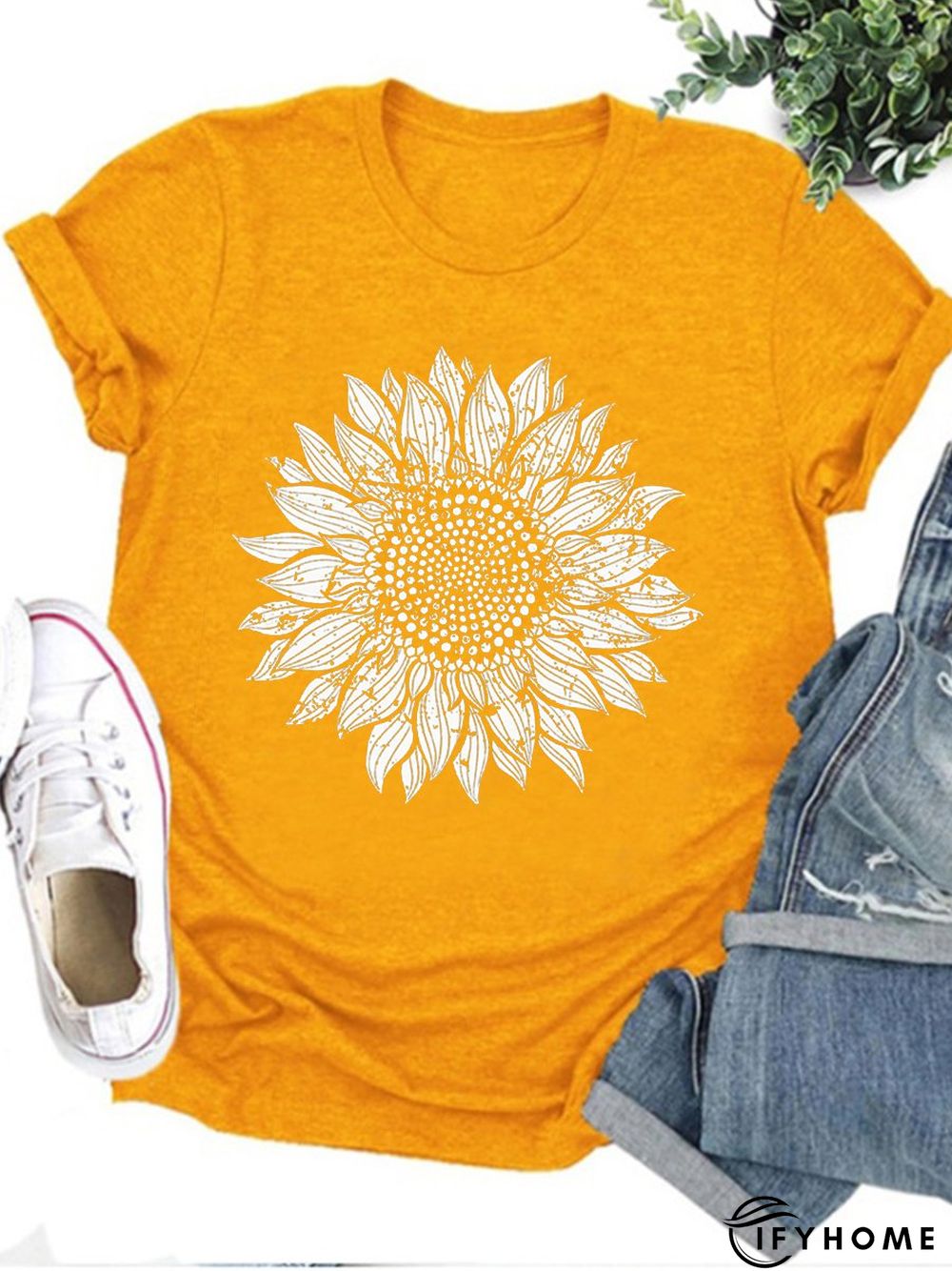 Sunflower Bloom Graphic Tee | IFYHOME