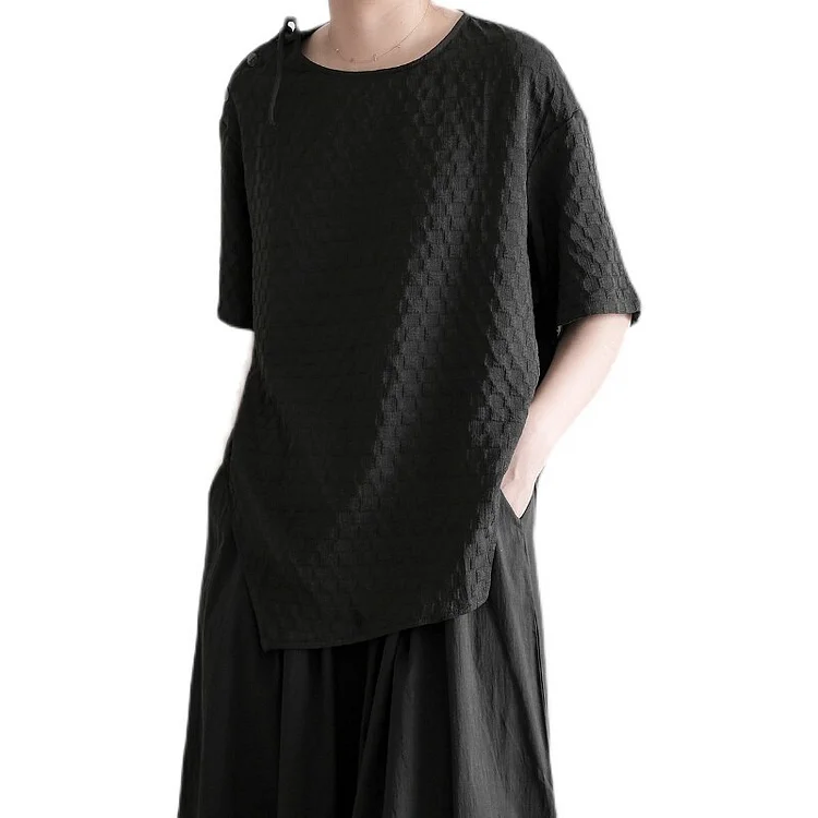 Fashion Black O-neck Plid Embossing Irregular Slit Hem Short Sleeve T-shirt      