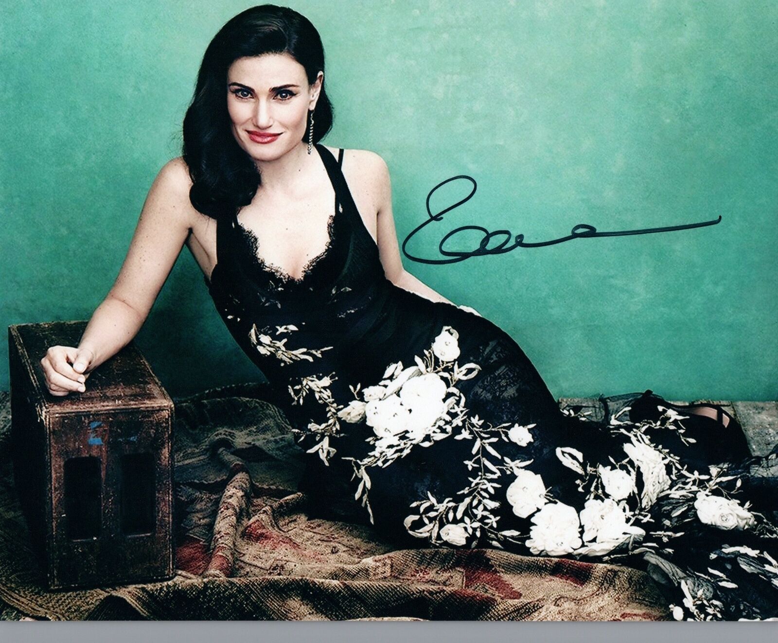 Idina Menzel Signed Autographed 8x10 Photo Poster painting Elsa Frozen Wicked Rent COA VD