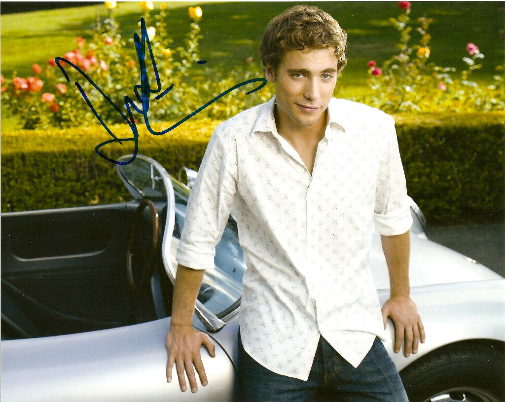 90210 Dustin Milligan Autographed 8x10 Photo Poster painting COA