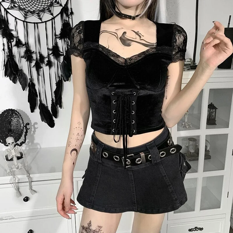 InsGoth Aesthetic Sexy Black T-Shirts Goth Vintage Sexy Lace Trim Corset Tops Elegant Gothic Short Sleeve Bodycon Summer T Shirt