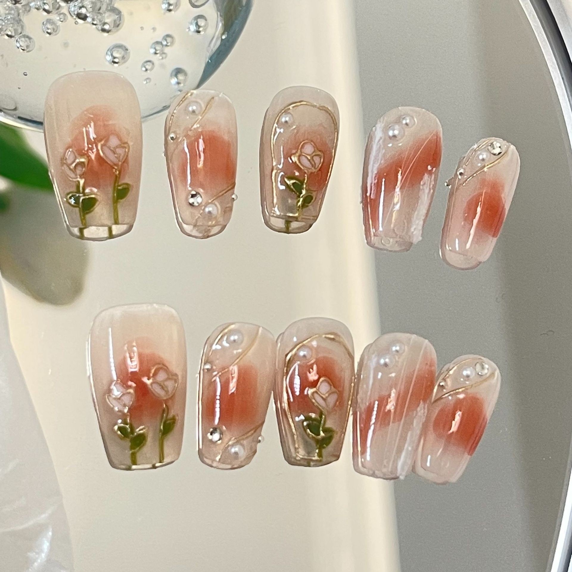 Tulip Nail Art