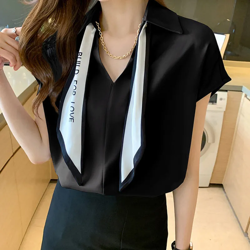 Chain Bow Tie Loose Shirt