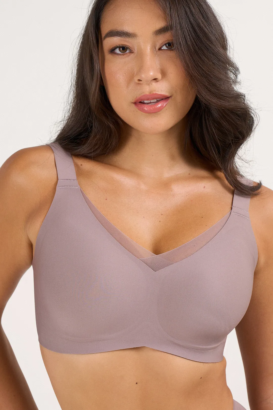 Wireless Support & Lift V-Neck Mesh Bra