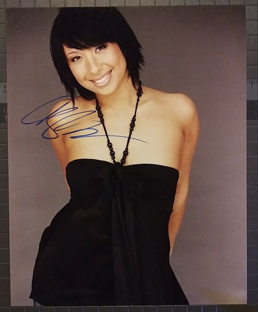 Cheryl Burke signed 8x10