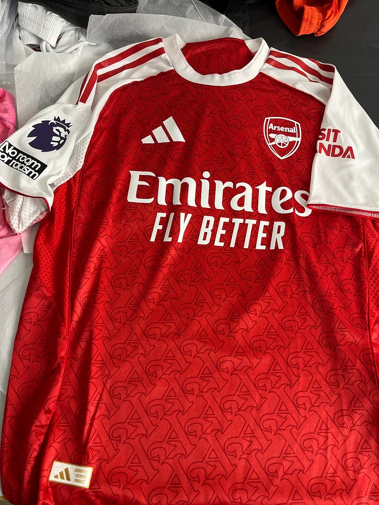 Player Edition 25-26 Arsenal Home Football Jersey(Premier League armband on the right arm)