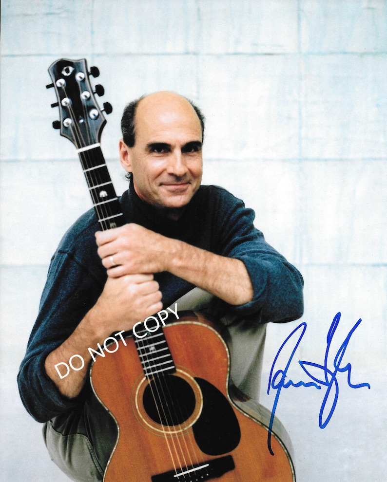 JAMES TAYLOR 8 x10 20x25 cm Autographed Hand Signed Photo Poster painting