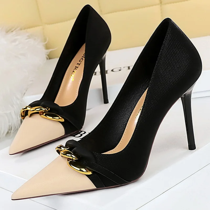 Abebey Shoes Women Pumps Metal Chain Decoration High Heels Mixed Colors Pointed Stilettos Lady Heels Party Shoes Female Pumps