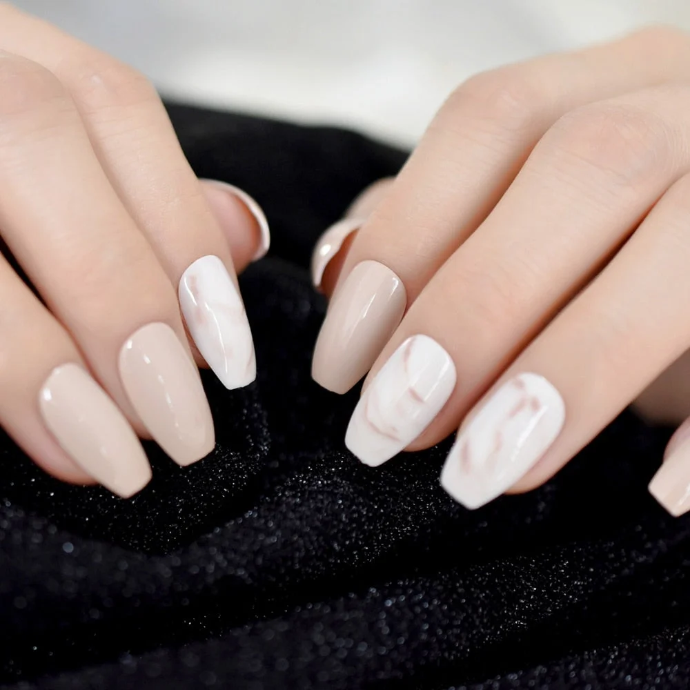 gel Cover False Nails Gold Glitter Nude Ladi's Press On Fingernails Short with Adhesive Tabs Perfect for daily-Nail Inspo