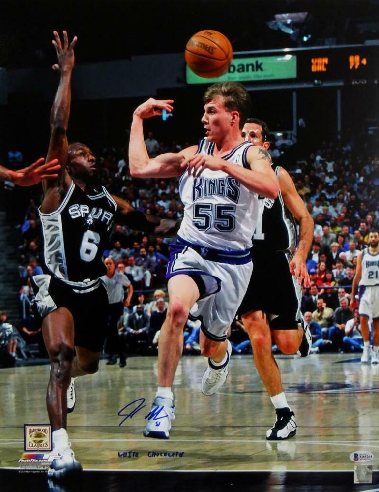 Jason Williams Signed Kings 16x20 PF Photo Poster painting Behind Head Pass w/ Insc- Beckett